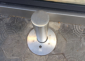 pilona automatica