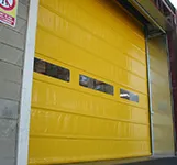 ado puertas apilables