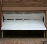 ado puertas basculantes