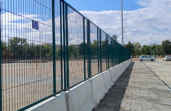 valla new jersey sobre verja reforzada
